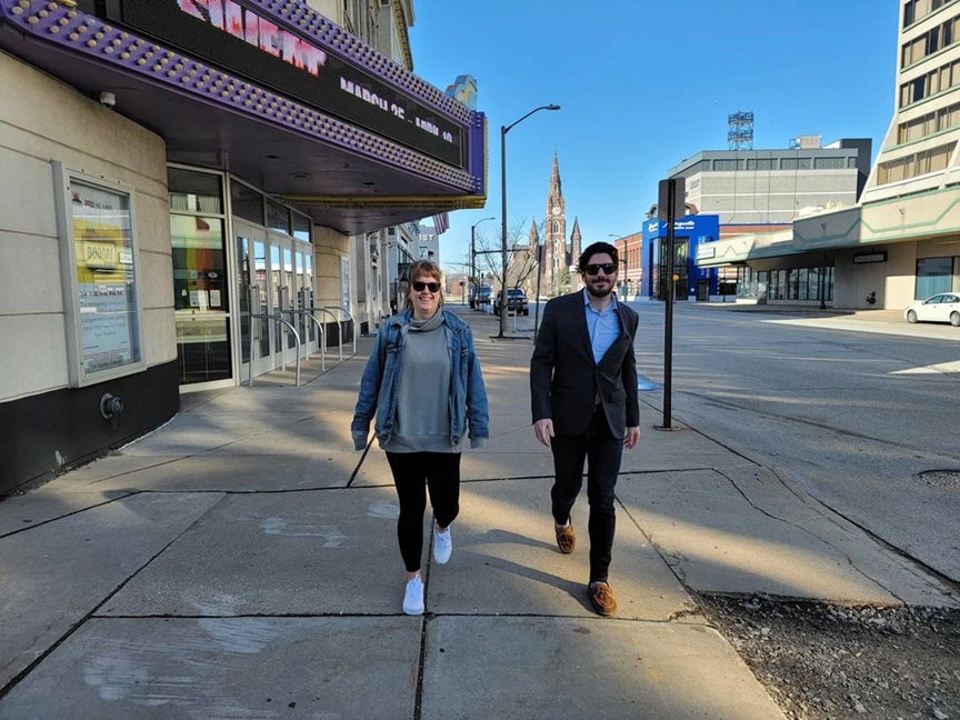 Walking during commute and lunch break for adults over 40